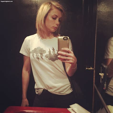 World Celebs. Fappening - Leaked. Iliza Shlesinger nude leaked (80 pics) April 15, 2021 Written by stalkerboss. Iliza Shlesinger is one of the funnier and sexiest women in …